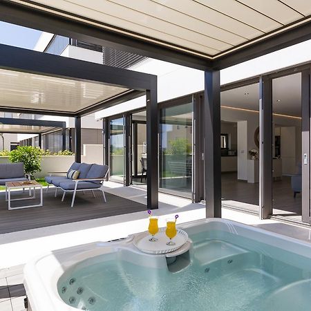 Shell Luxury Residences With Pool And Whirlpool Zadar Zewnętrze zdjęcie