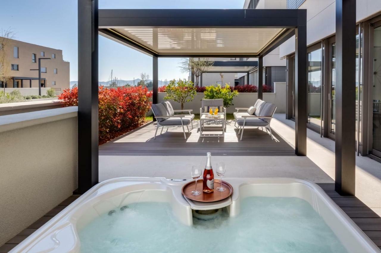 Shell Luxury Residences With Pool And Whirlpool Zadar Zewnętrze zdjęcie