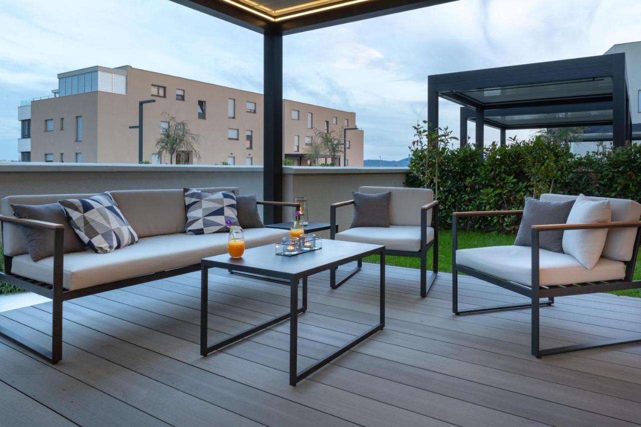 Shell Luxury Residences With Pool And Whirlpool Zadar Zewnętrze zdjęcie